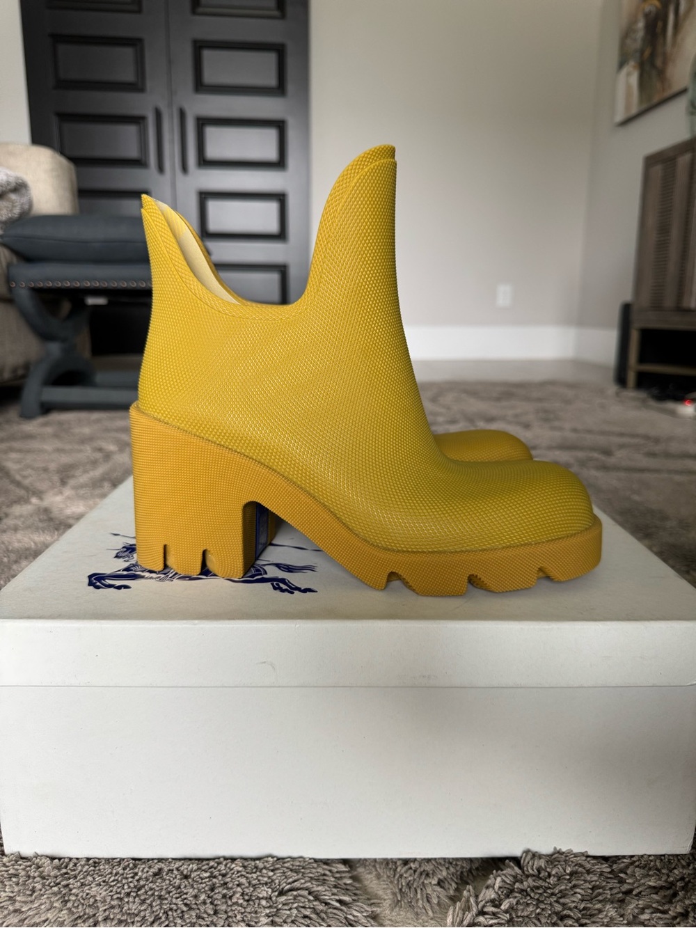 Burberry Yellow Platform Chelsea Heeled Rain Booties - Picture 3 of 10